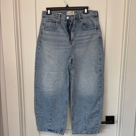 Universal Thread Barrell - Picture 1 of 4